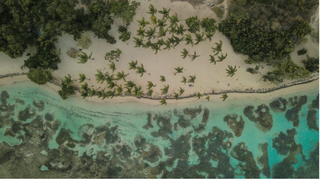 Plage de bois jolan vue du ciel